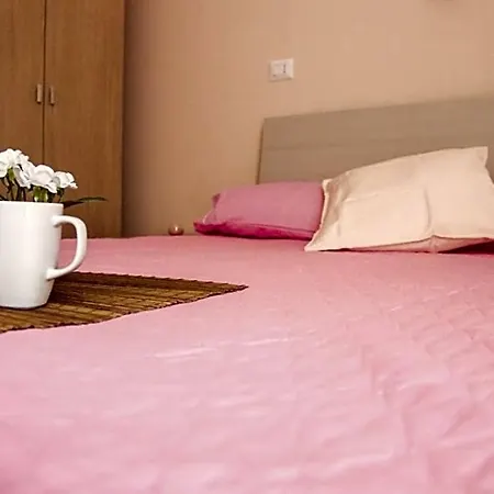 Bed & Breakfast Residenza Alba