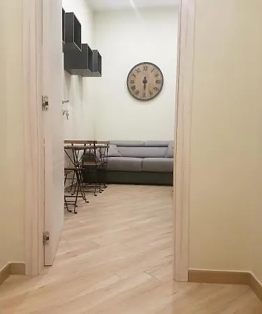 Residenza Alba לינה וארוחת בוקר נאפולי