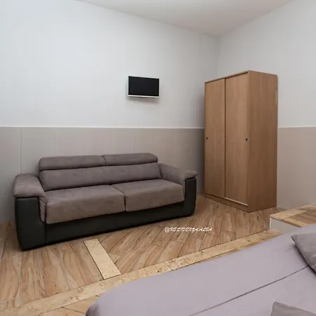 Residenza Alba Couette-café 3*